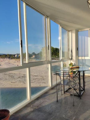 Precioso apartamento en primera línea de playa